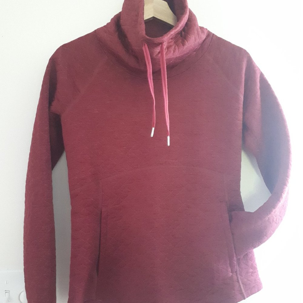 Marmot sweater